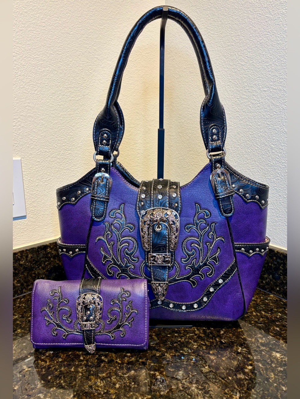 Purple Conceal Carry Shoulder Bag w/ Matching Wallet and Silver Buckle Detail